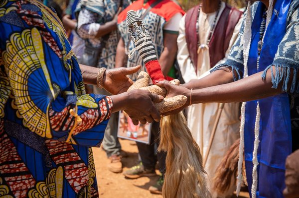 Les coutumes funéraires à travers les cultures religieuses